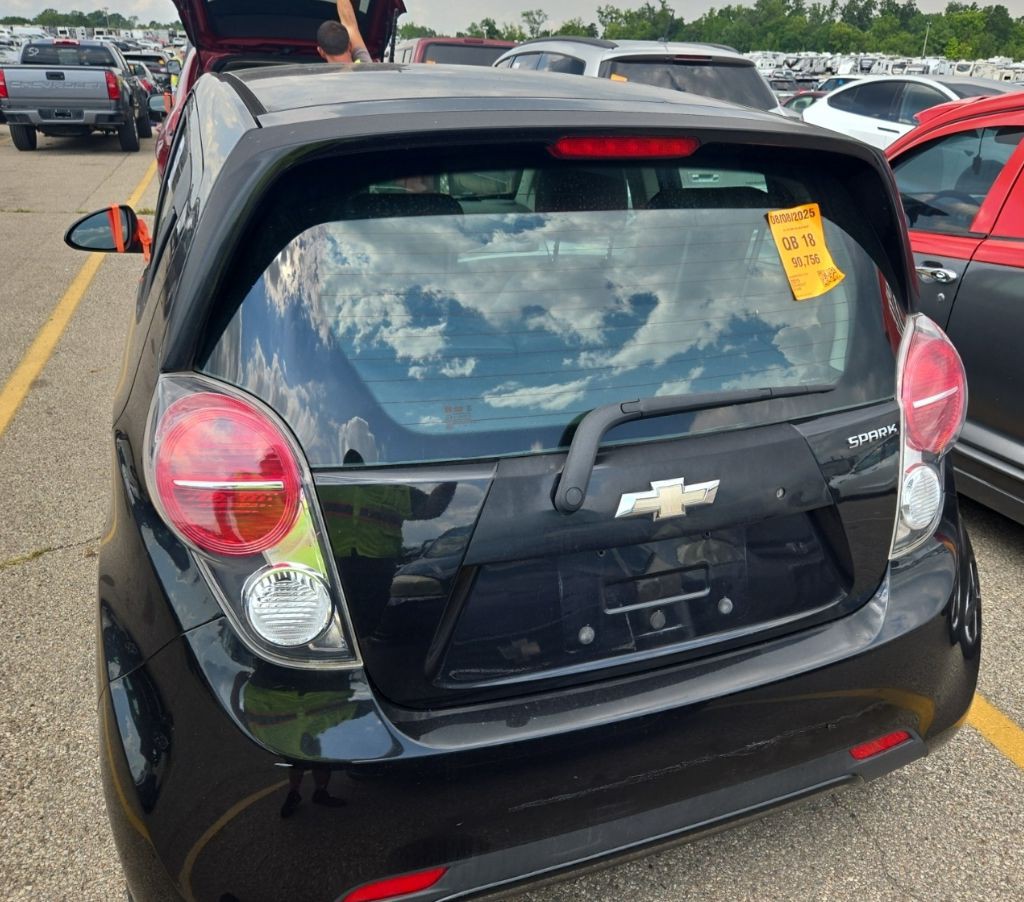 2015 Chevrolet Spark Image 3