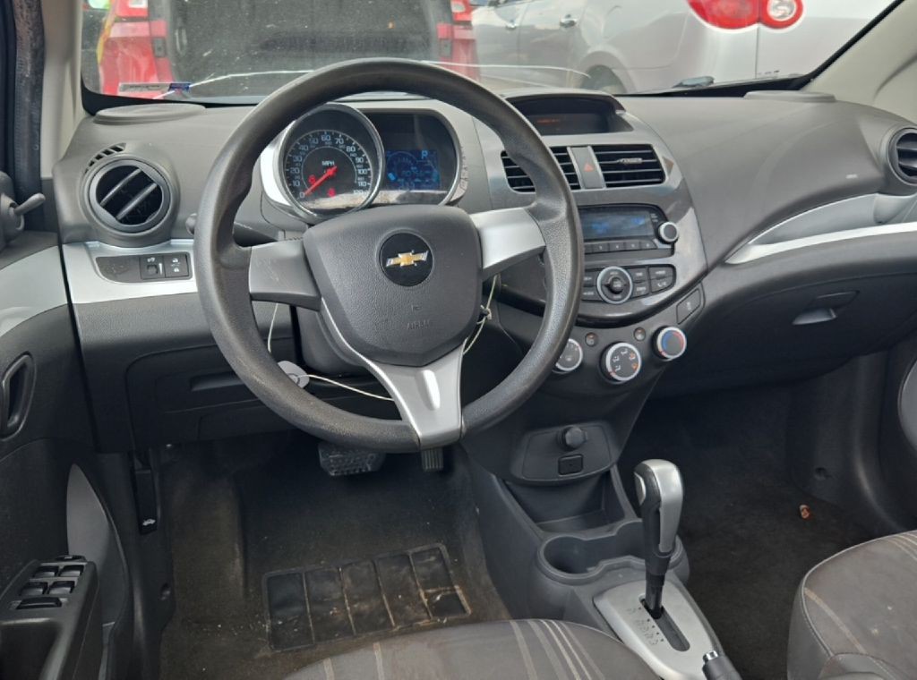 2015 Chevrolet Spark Image 6