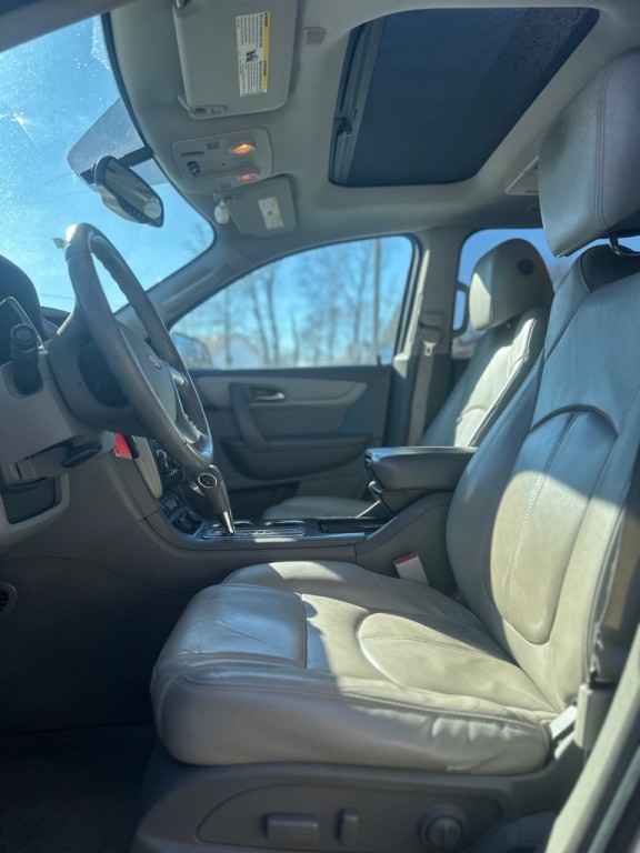 2015 Chevrolet Traverse Image 17