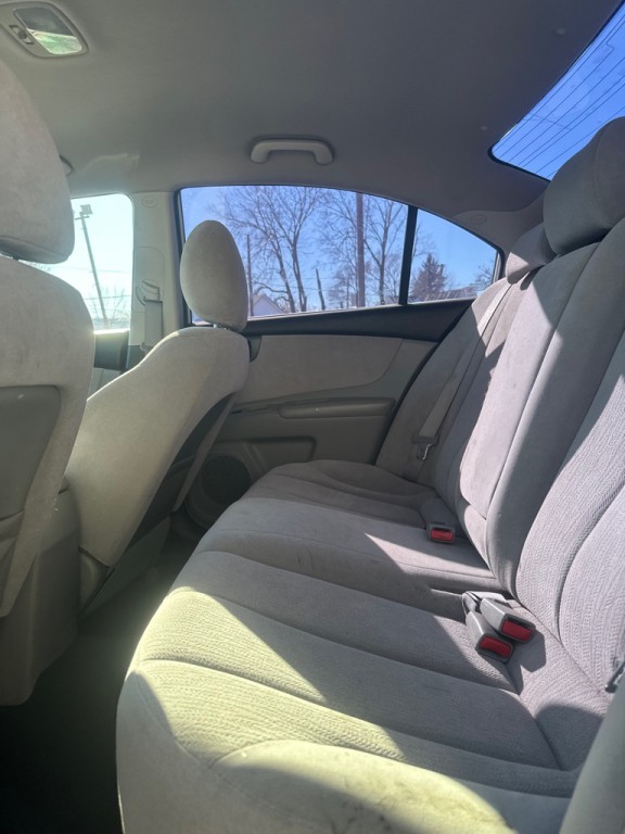 2010 Kia Optima Image 10