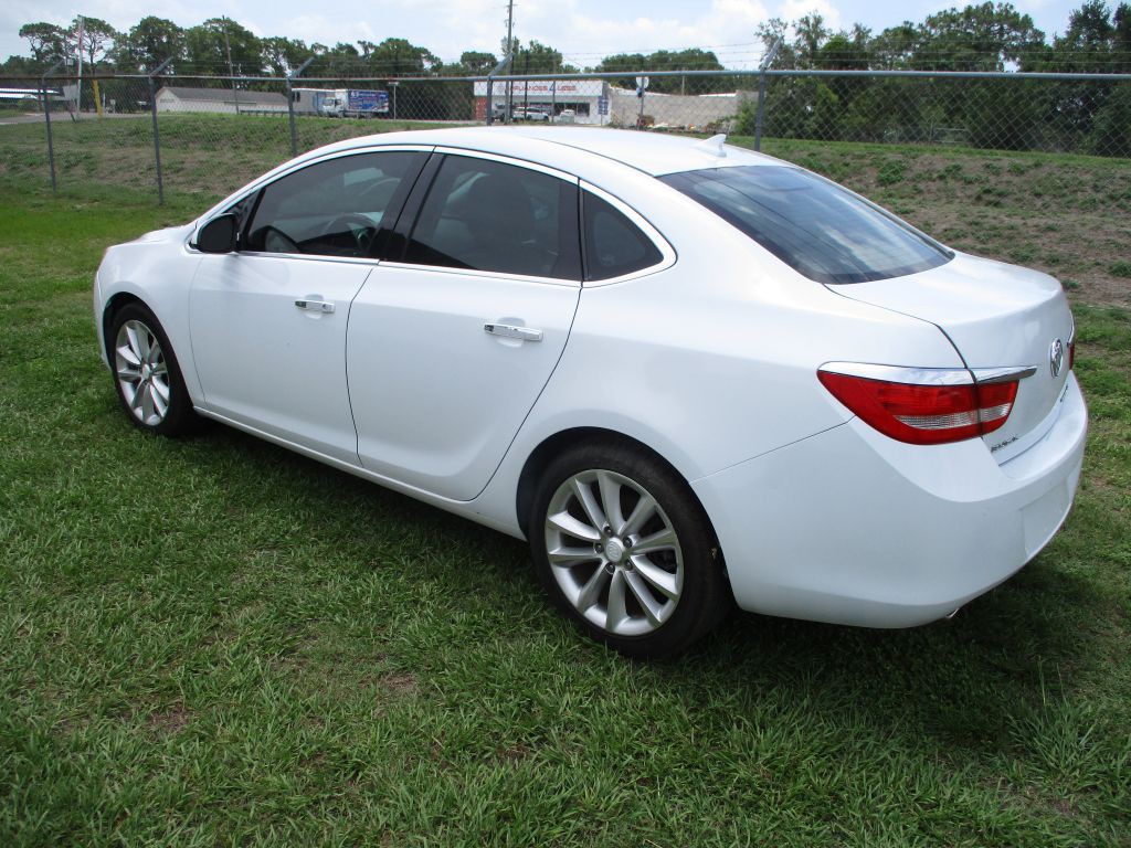 2014 Buick Verano Image 7