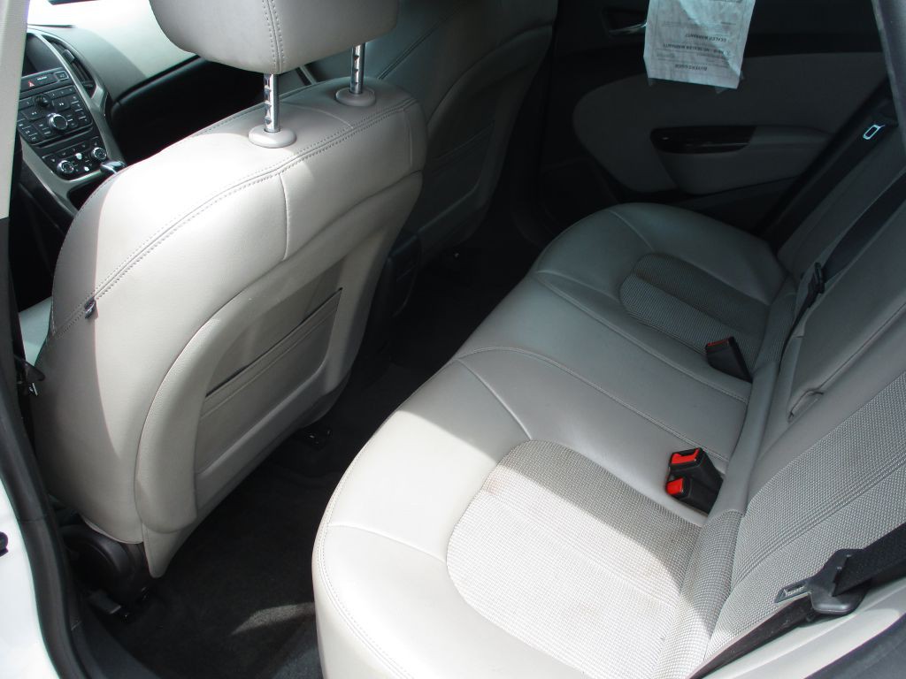 2014 Buick Verano Image 15