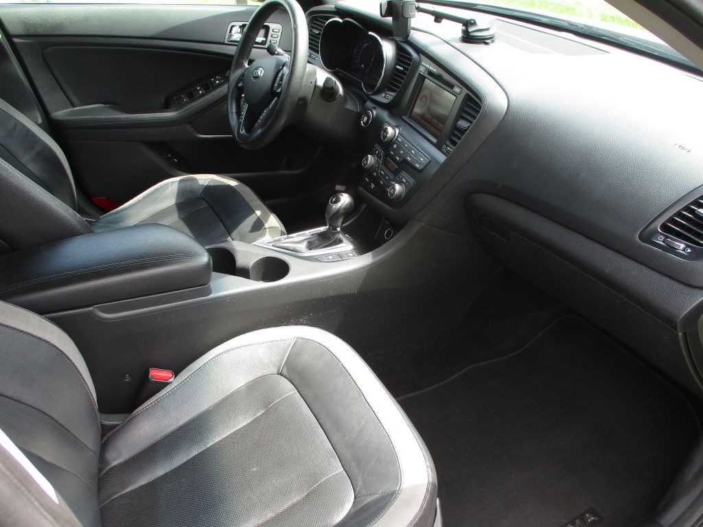 2012 Kia Optima Image 12