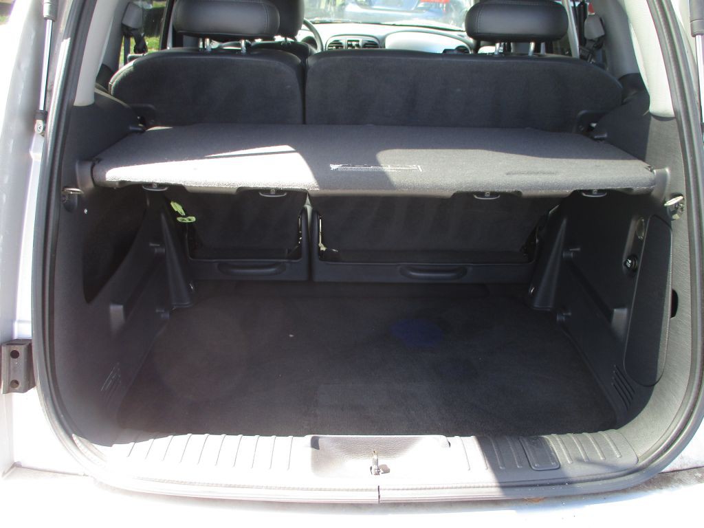 2005 Chrysler PT Cruiser Image 22