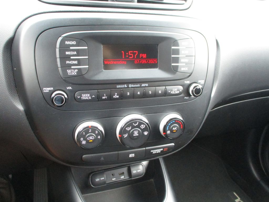 2014 Kia Soul Image 12