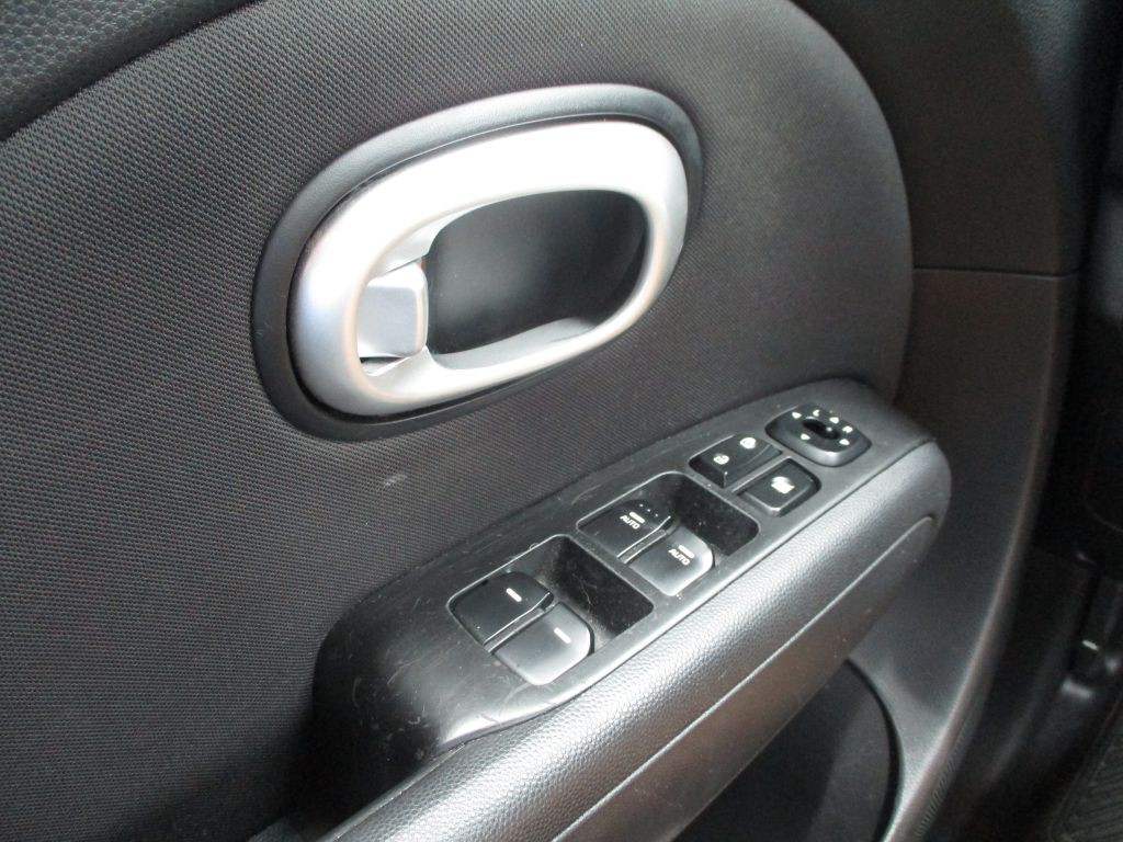 2014 Kia Soul Image 14