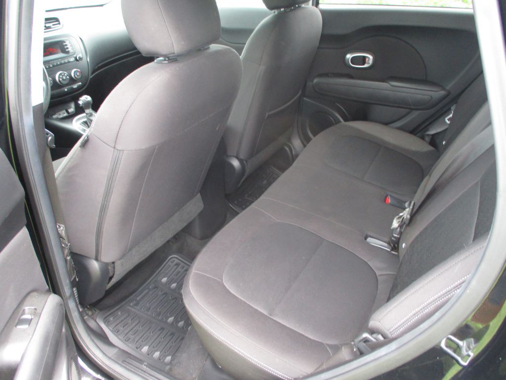 2014 Kia Soul Image 16