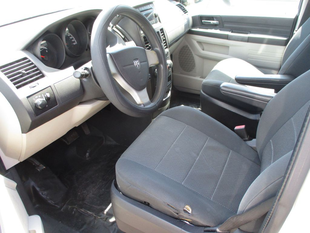 2009 Dodge Grand Caravan Image 10