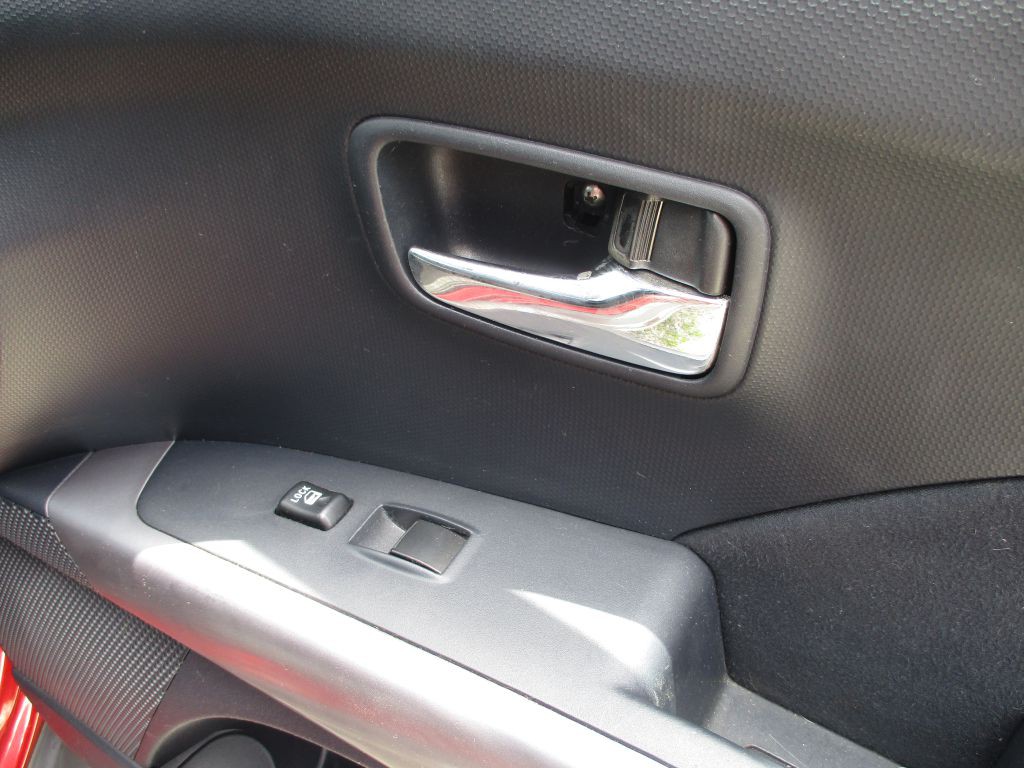 2011 Mitsubishi Outlander Image 15