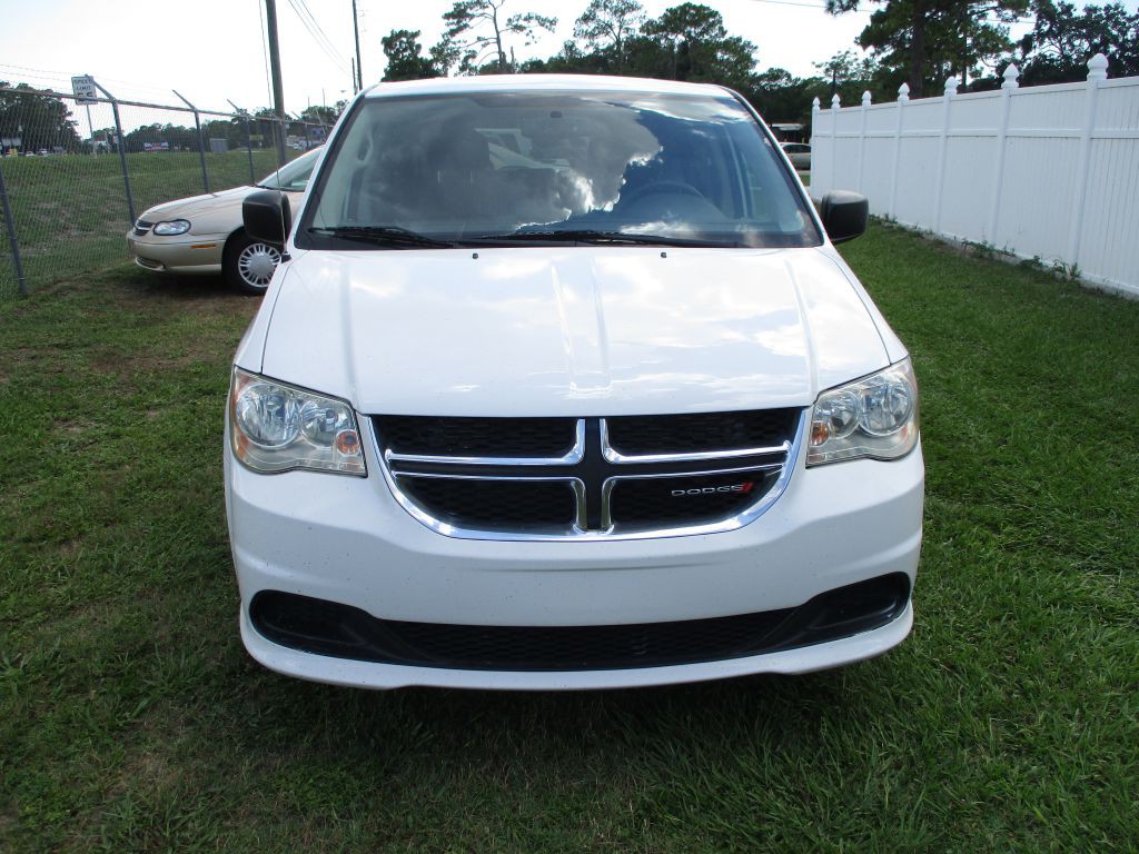 2013 Dodge Grand Caravan Image 2