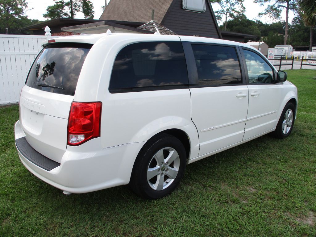 2013 Dodge Grand Caravan Image 5