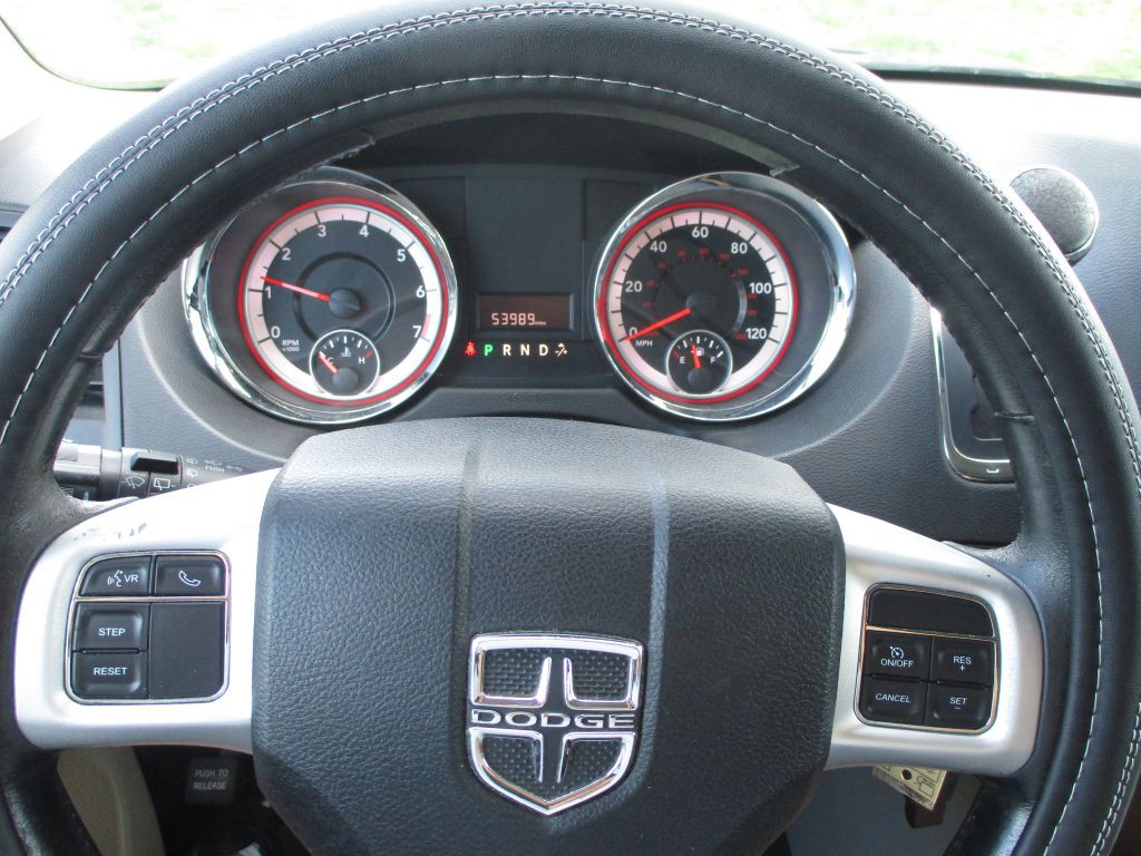 2013 Dodge Grand Caravan Image 7