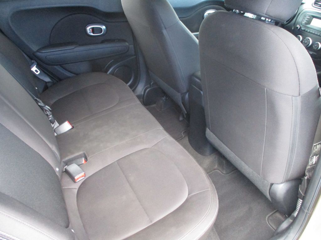 2016 Kia Soul Image 17