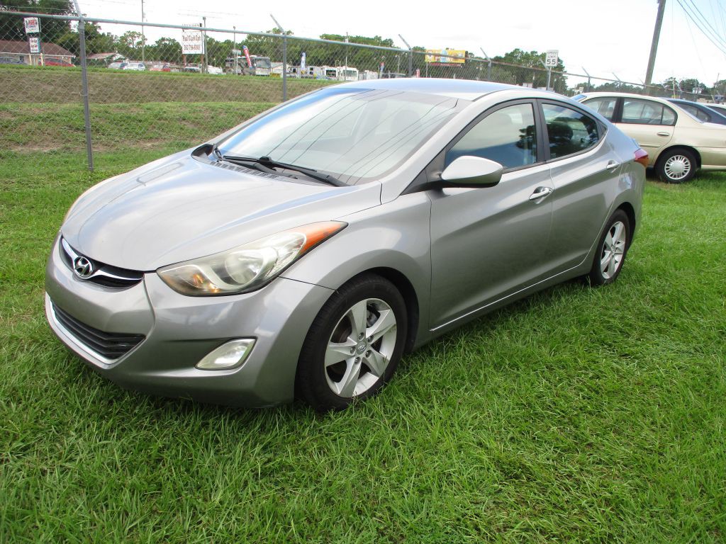 2012 Hyundai Elantra Image 3