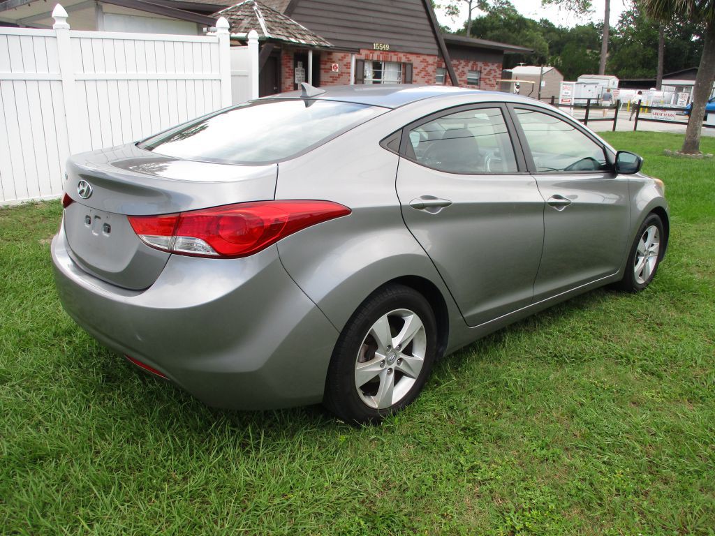 2012 Hyundai Elantra Image 5