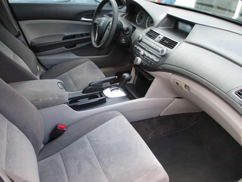 2008 Honda Accord Image 8