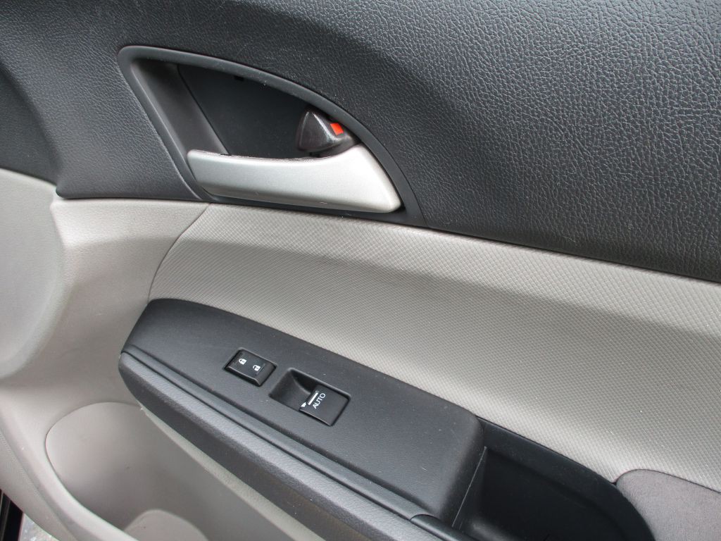 2008 Honda Accord Image 16