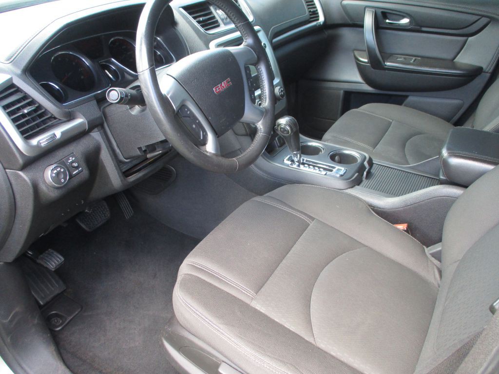2016 GMC Acadia Image 7