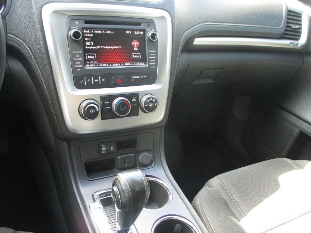 2016 GMC Acadia Image 10