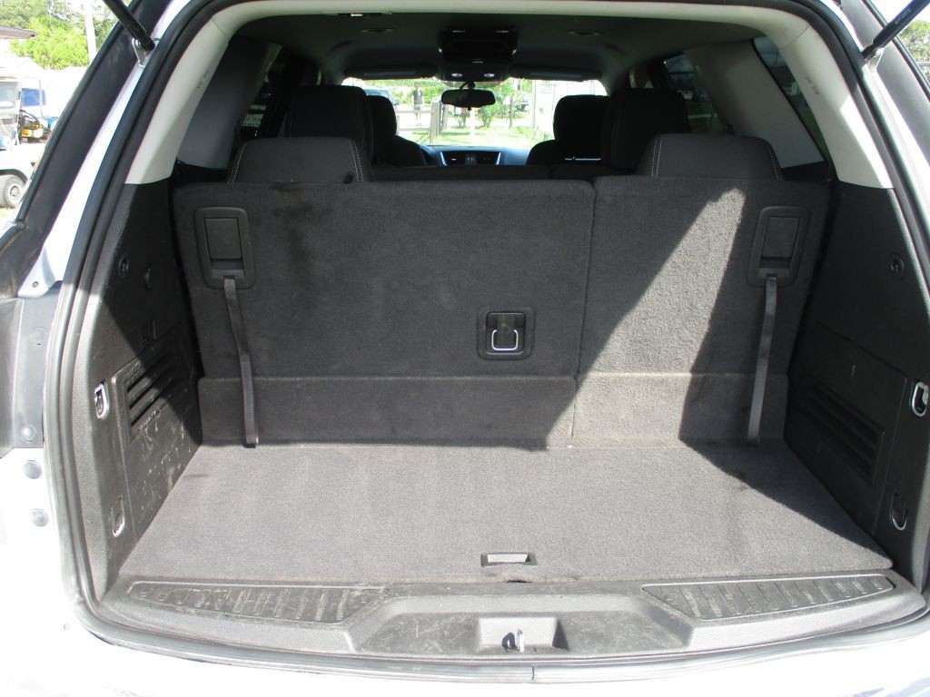 2016 GMC Acadia Image 16