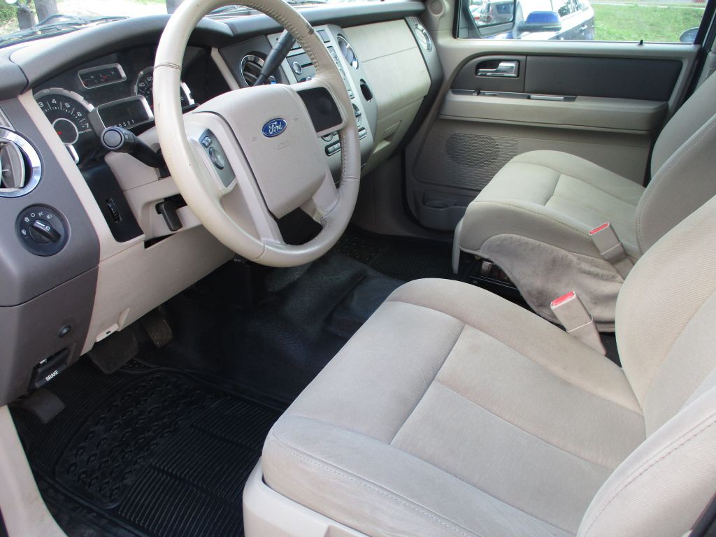 2013 Ford Expedition Image 7