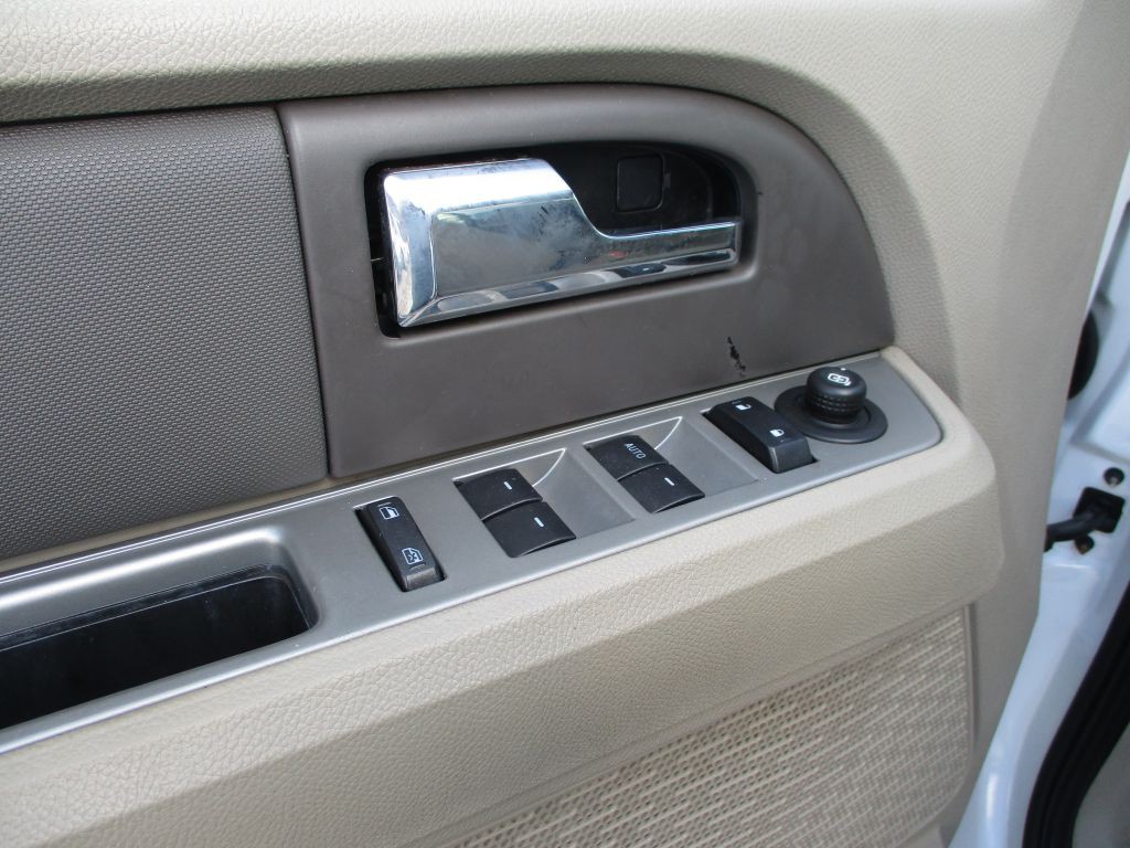 2013 Ford Expedition Image 11