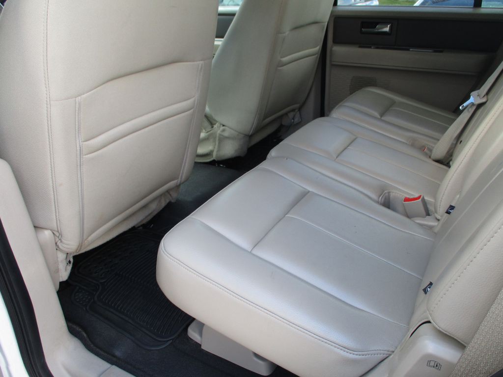 2013 Ford Expedition Image 14
