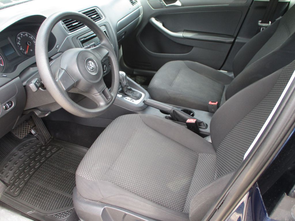 2013 Volkswagen Jetta Image 7