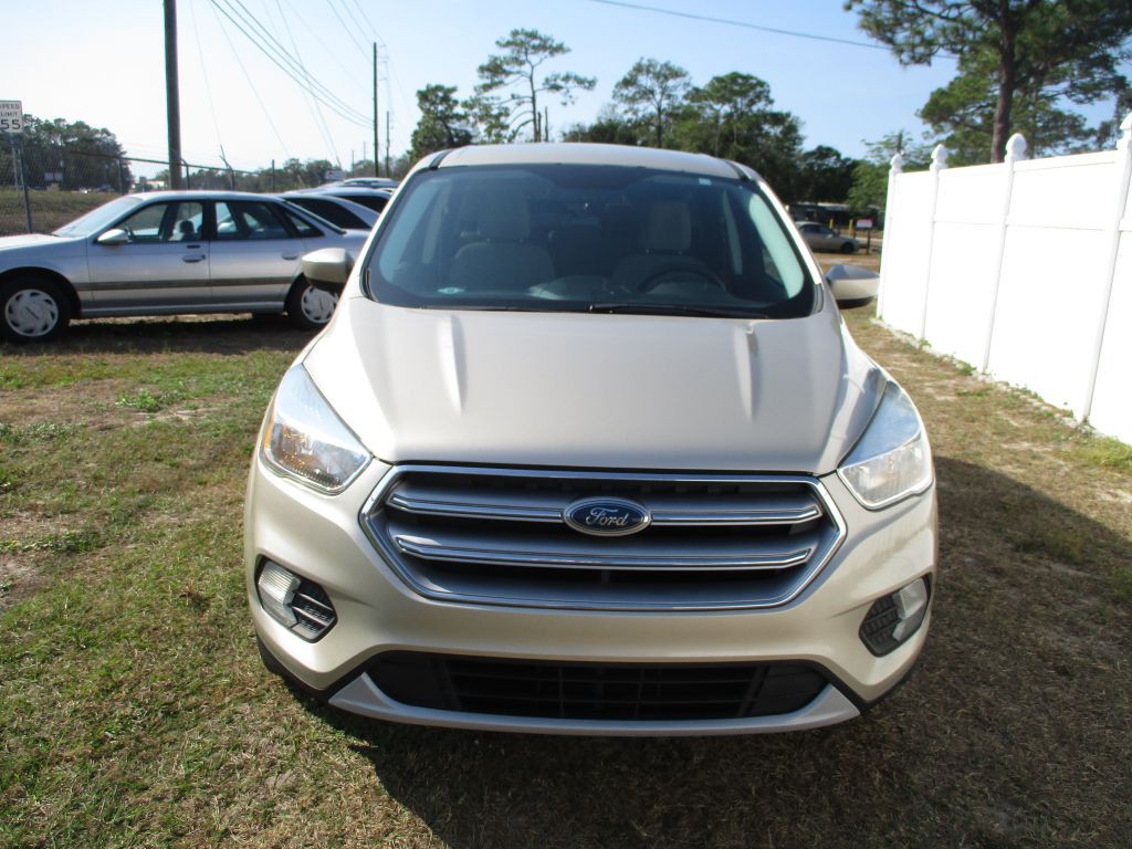 2017 Ford Escape Image 2