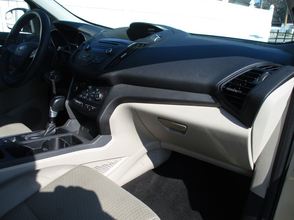 2017 Ford Escape Image 15