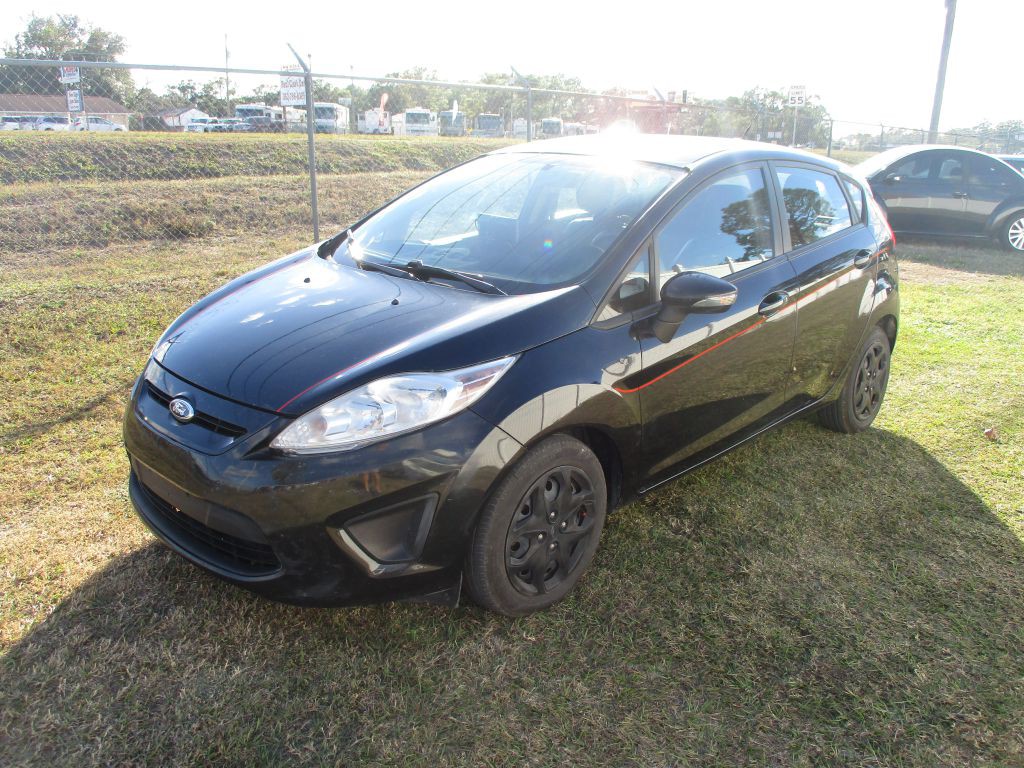 2013 Ford Fiesta Image 3