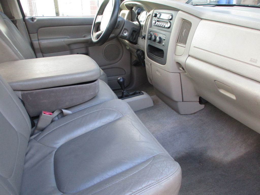 2004 Dodge Ram 1500 Image 8