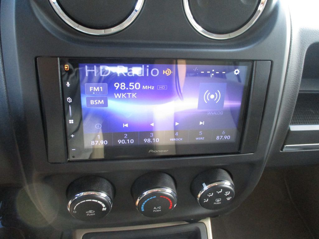 2012 Jeep Patriot Image 11