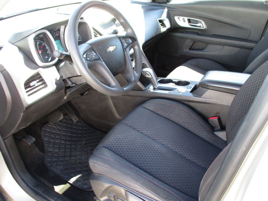 2015 Chevrolet Equinox Image 9