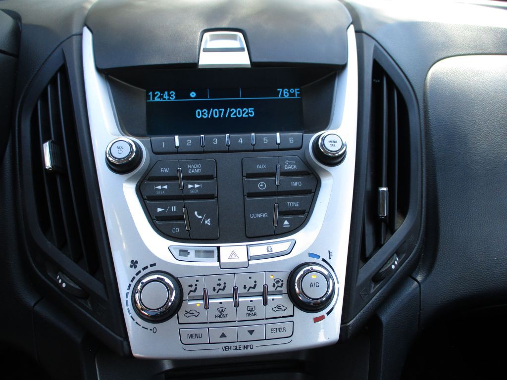 2015 Chevrolet Equinox Image 12