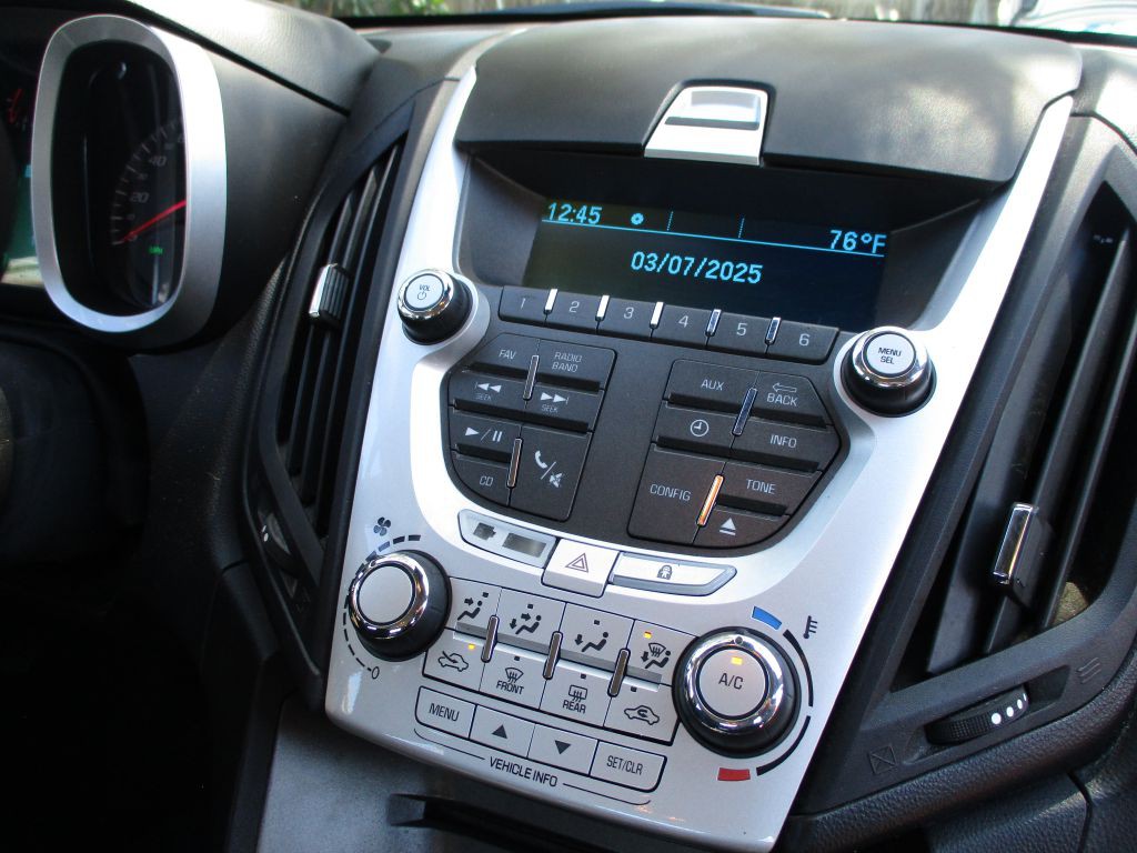 2015 Chevrolet Equinox Image 14