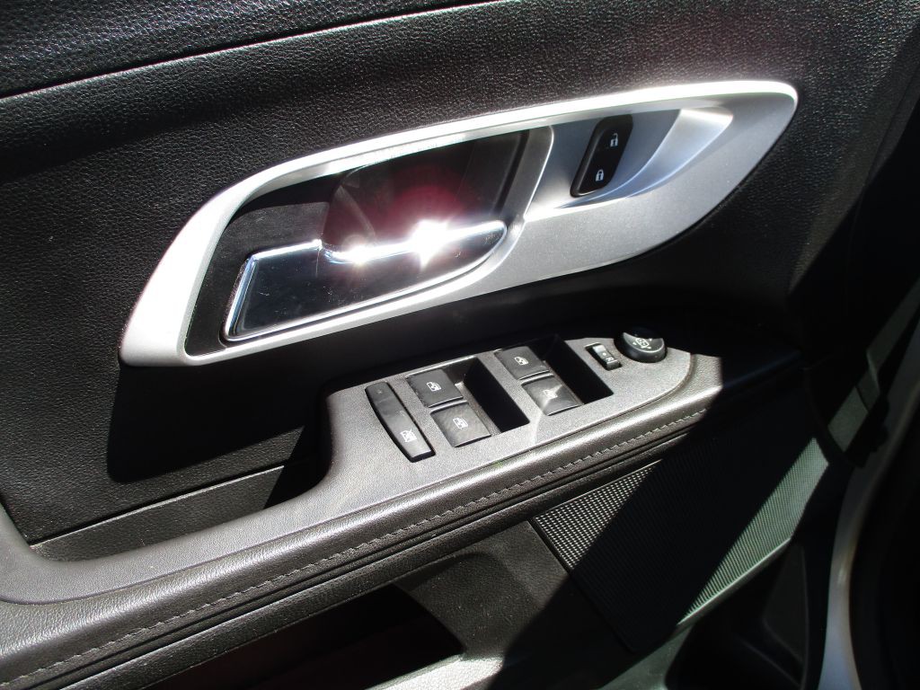 2015 Chevrolet Equinox Image 16