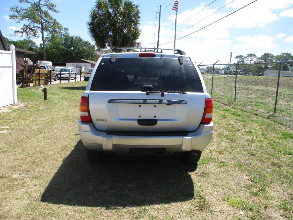 2004 Jeep Grand Cherokee Image 4