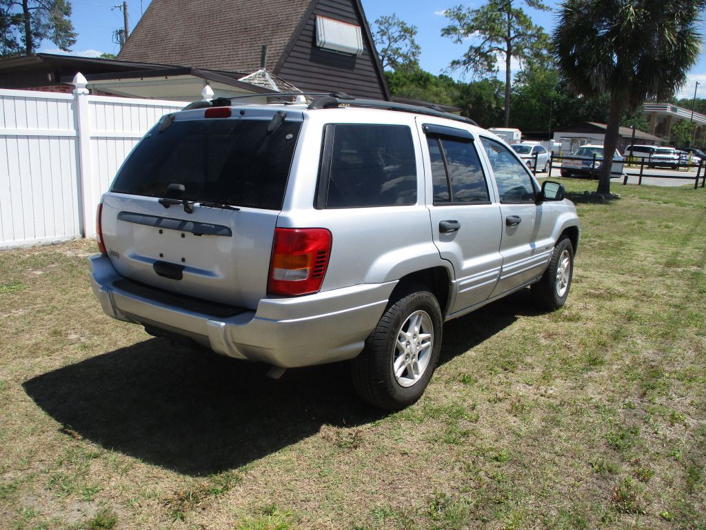 2004 Jeep Grand Cherokee Image 5
