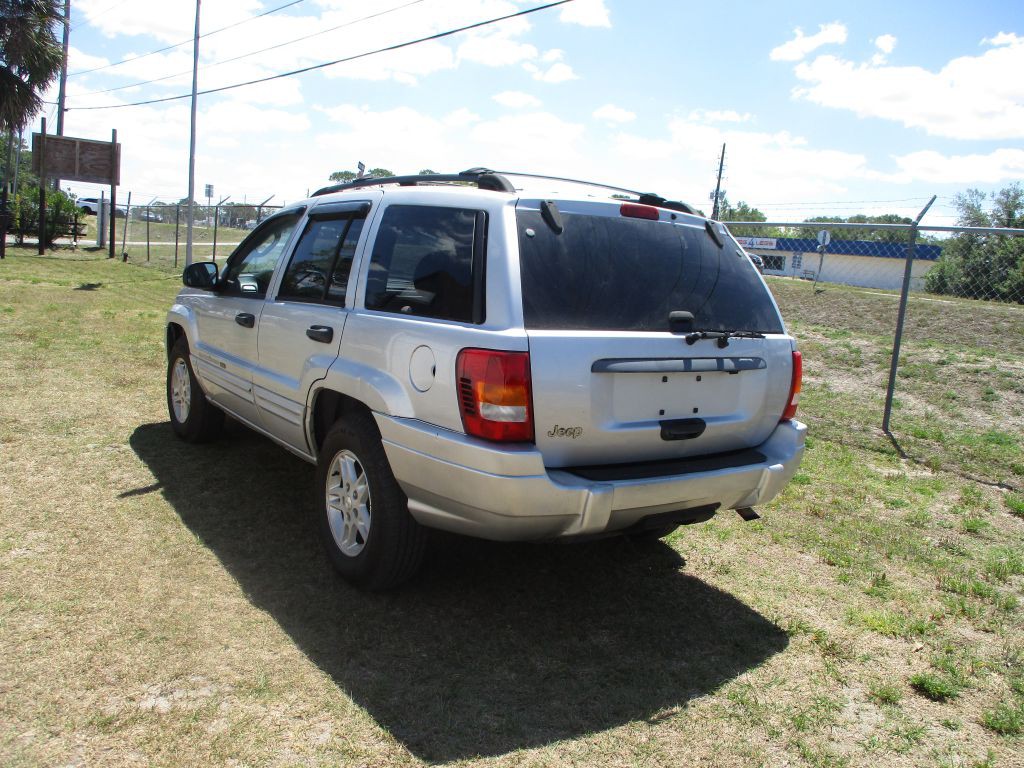 2004 Jeep Grand Cherokee Image 6