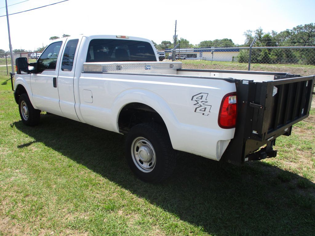 2015 Ford F-350 Image 5
