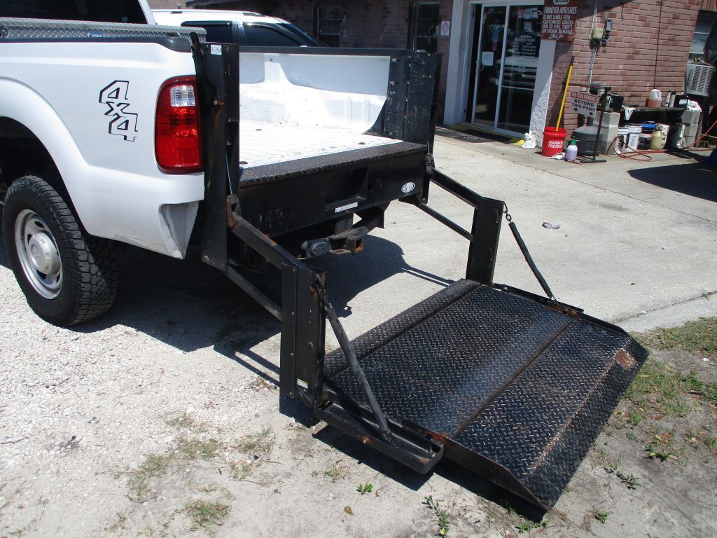 2015 Ford F-350 Image 21