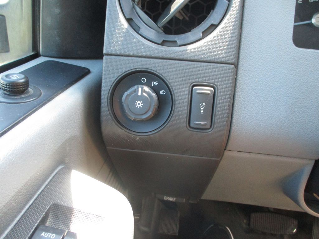 2015 Ford F-350 Image 25