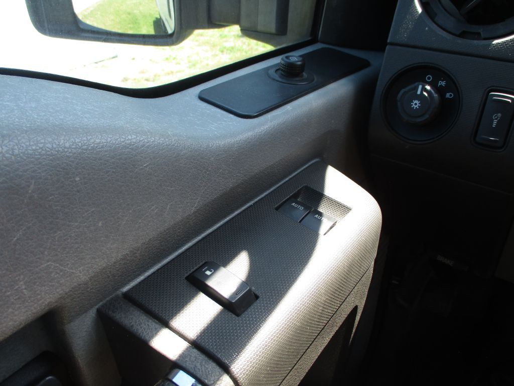 2015 Ford F-350 Image 26
