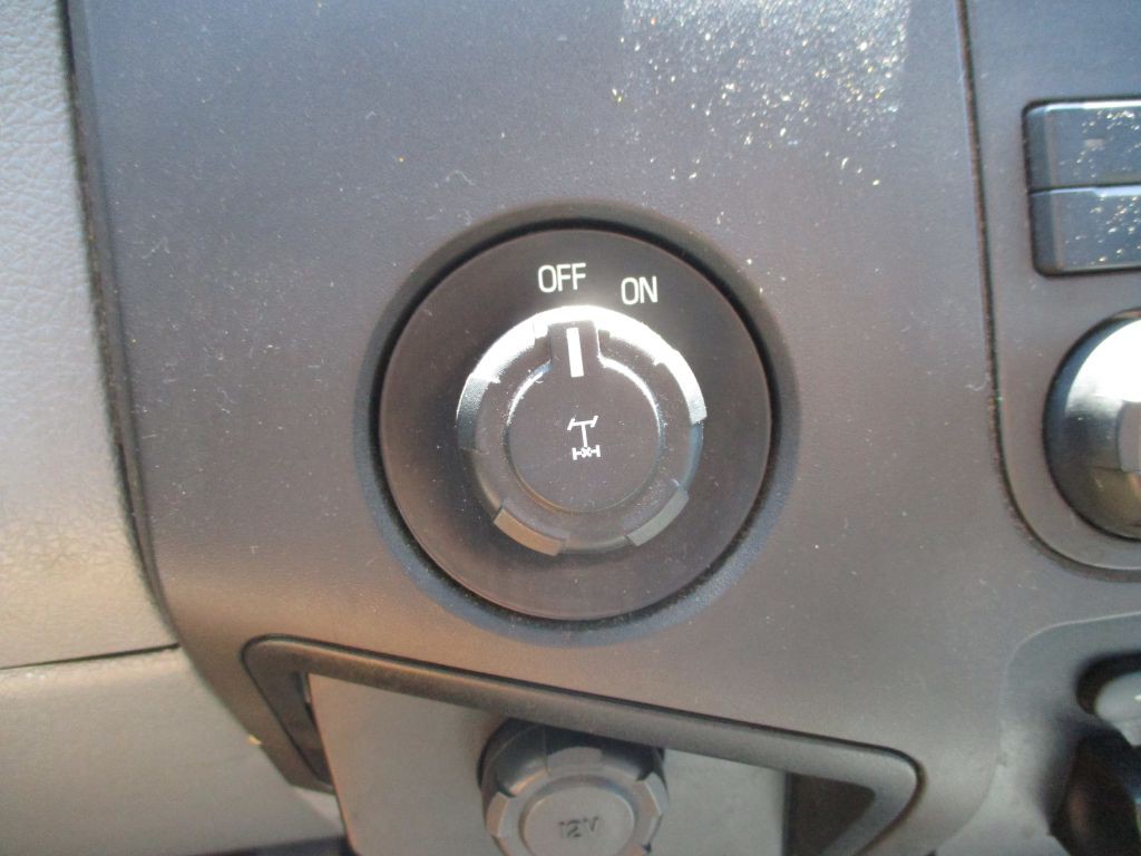 2015 Ford F-350 Image 27