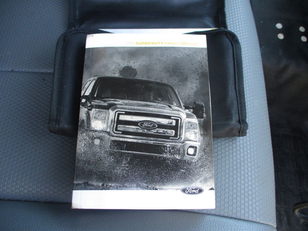 2015 Ford F-350 Image 32