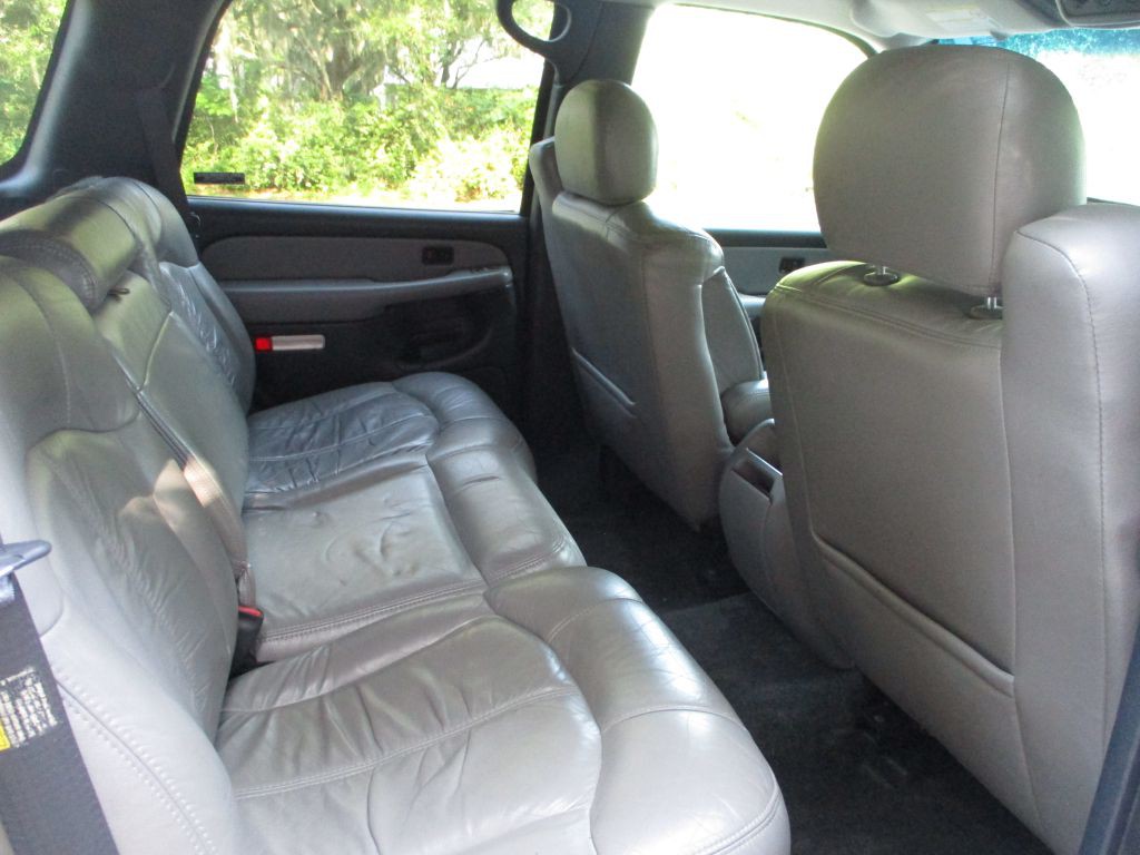 2001 Chevrolet Tahoe Image 7