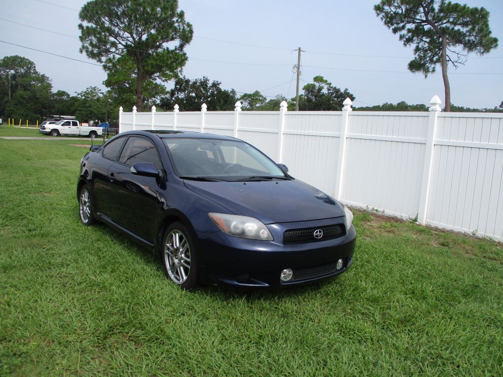 2010 Scion tC Image 2