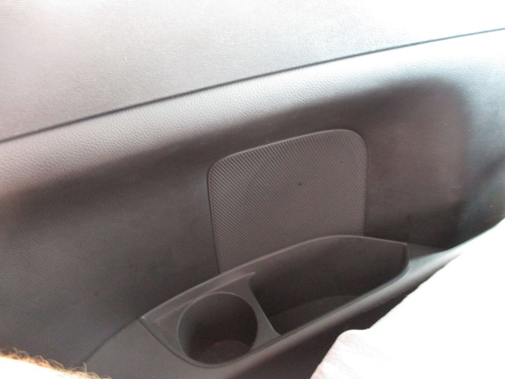 2010 Scion tC Image 12