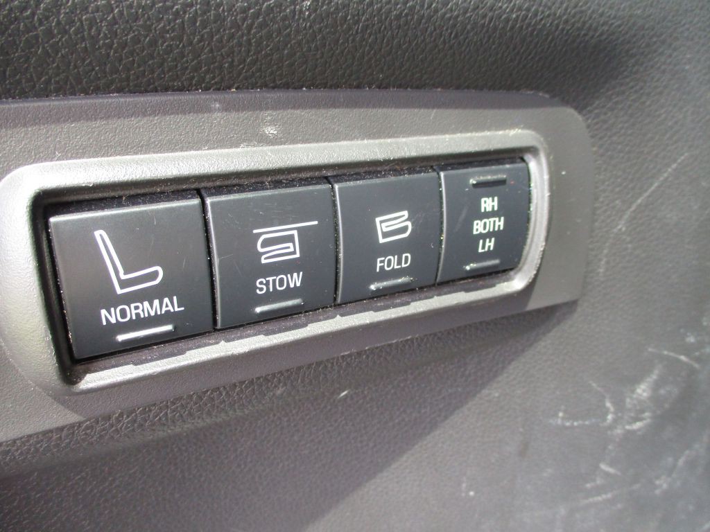 2013 Ford Explorer Image 16